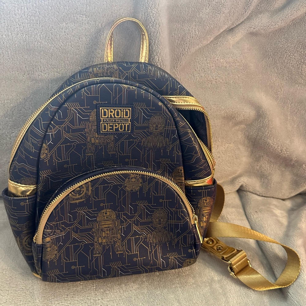 Loungefly mini backpack Disney Star Wars Galaxy Edge Droid Depot lightly used